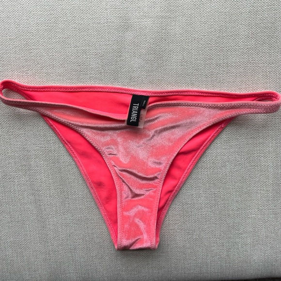 triangl swimwear Other - womens triangl velvet bikini bottoms